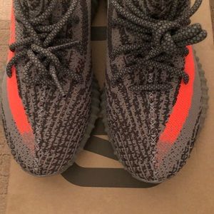 Yeezy Boost 350 V2 Beluga